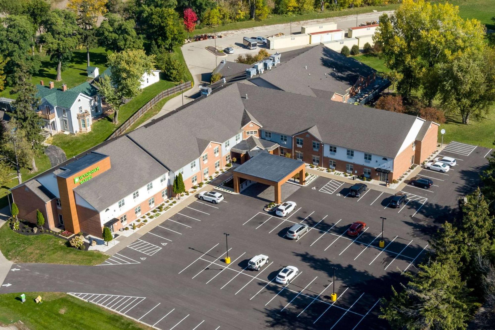 Wyndham Garden Galena Hotel & Day Spa Exterior foto