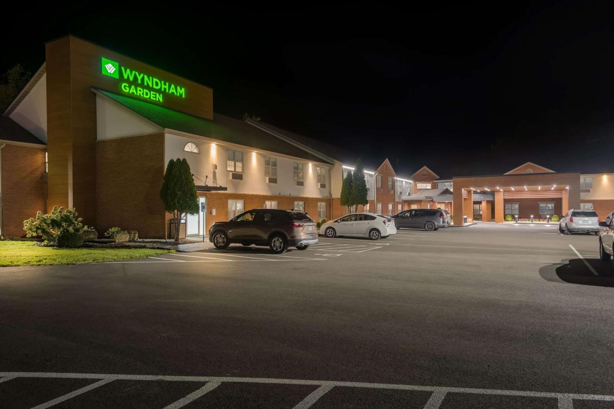 Wyndham Garden Galena Hotel & Day Spa Exterior foto