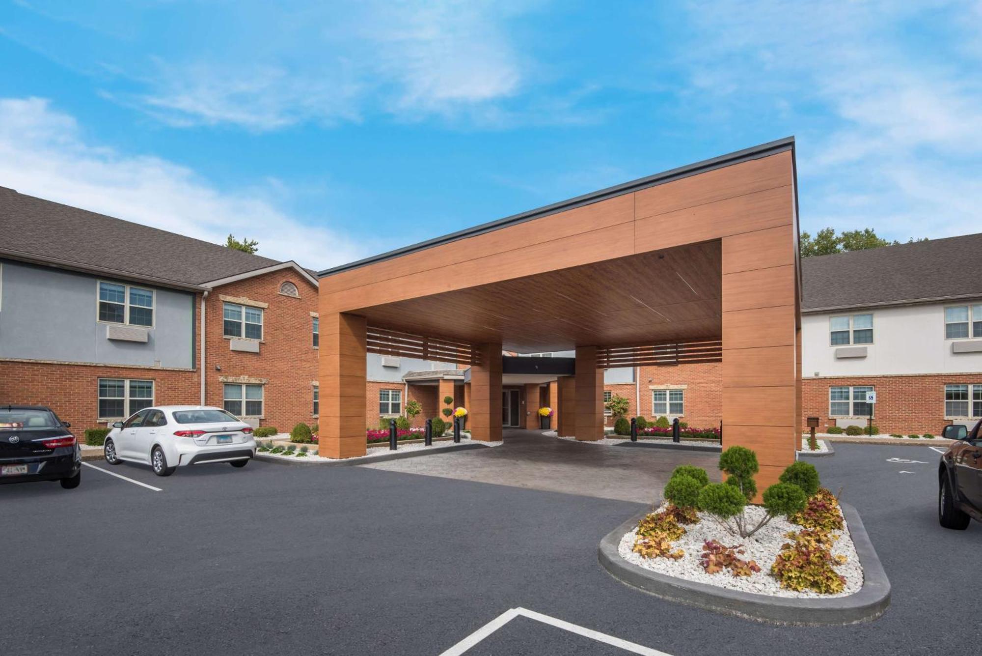Wyndham Garden Galena Hotel & Day Spa Exterior foto